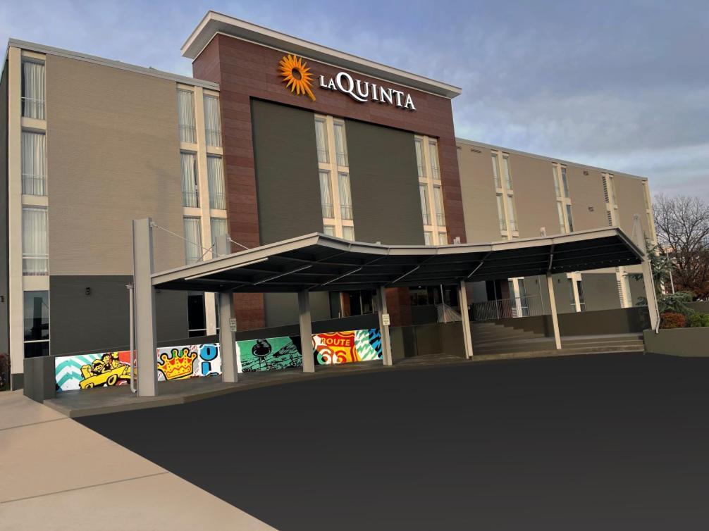 La Quinta Inn & Suites By Wyndham Tulsa Downtown - Route 66 Exterior foto