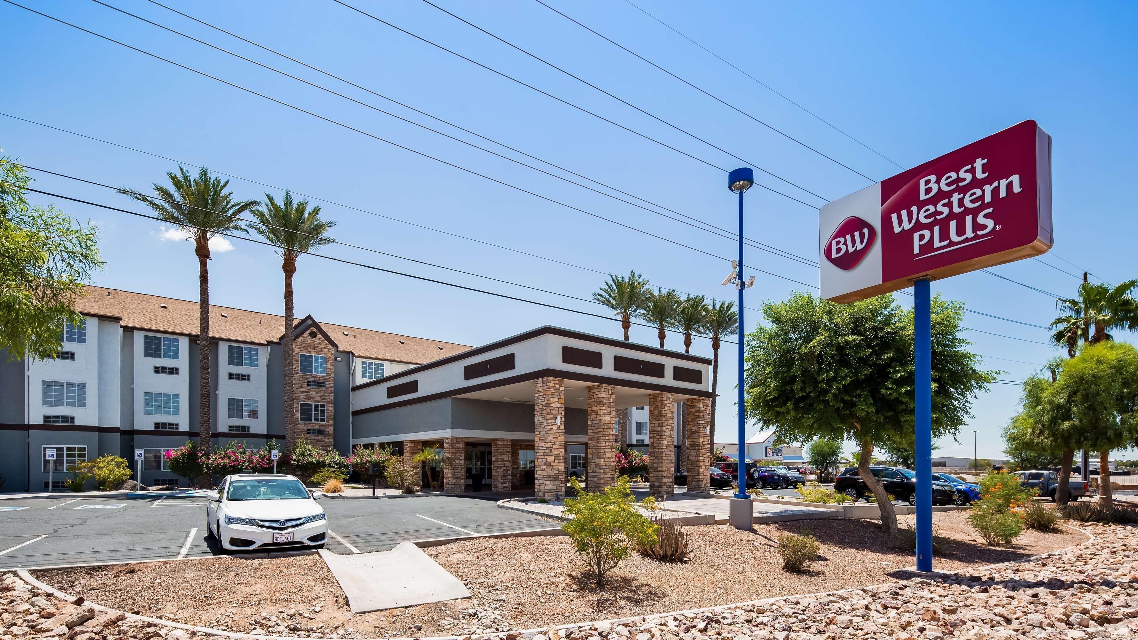 La Quinta Inn & Suites By Wyndham Tulsa Downtown - Route 66 Exterior foto